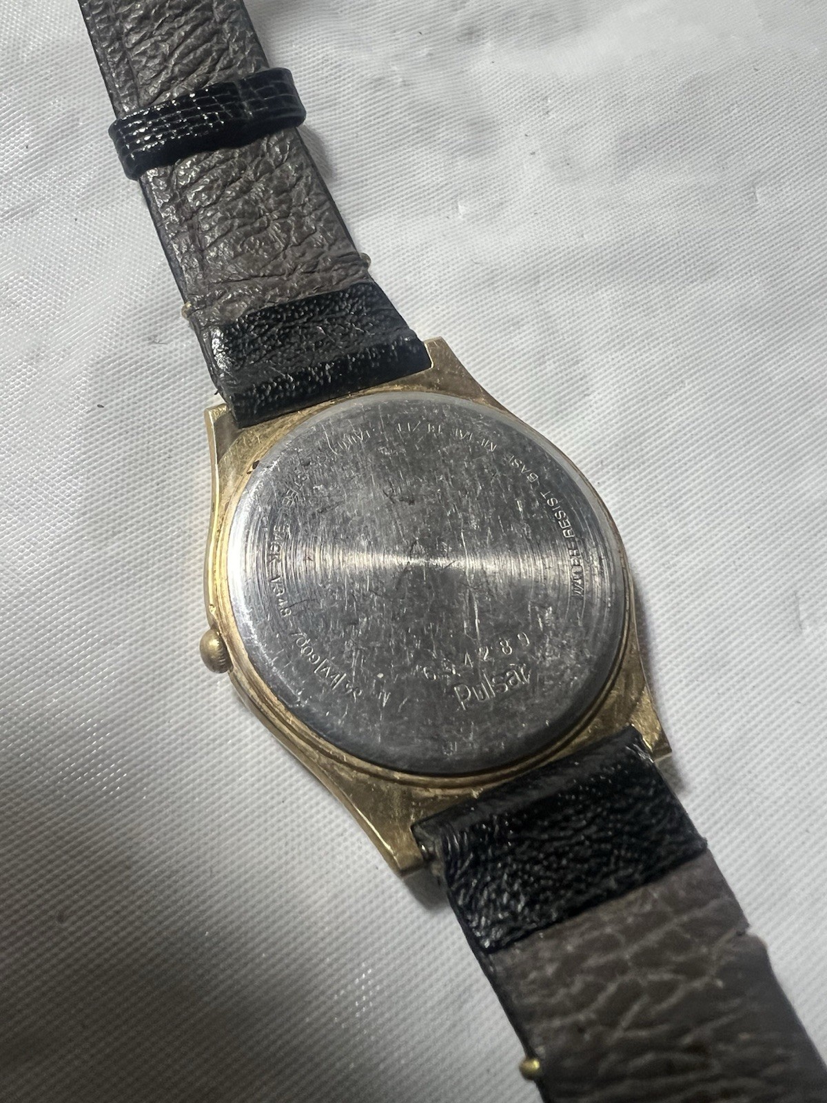 Pulsar By Seiko Vintage 1980’s,day/date,3mm,V348-7009,WR, gentlemen.