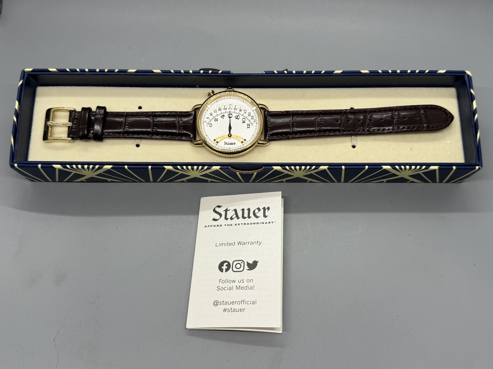 Men’s Wrist Watch STAUER -Retrograde- 55091 43mm Leather Strap – IN BOX **MINT**