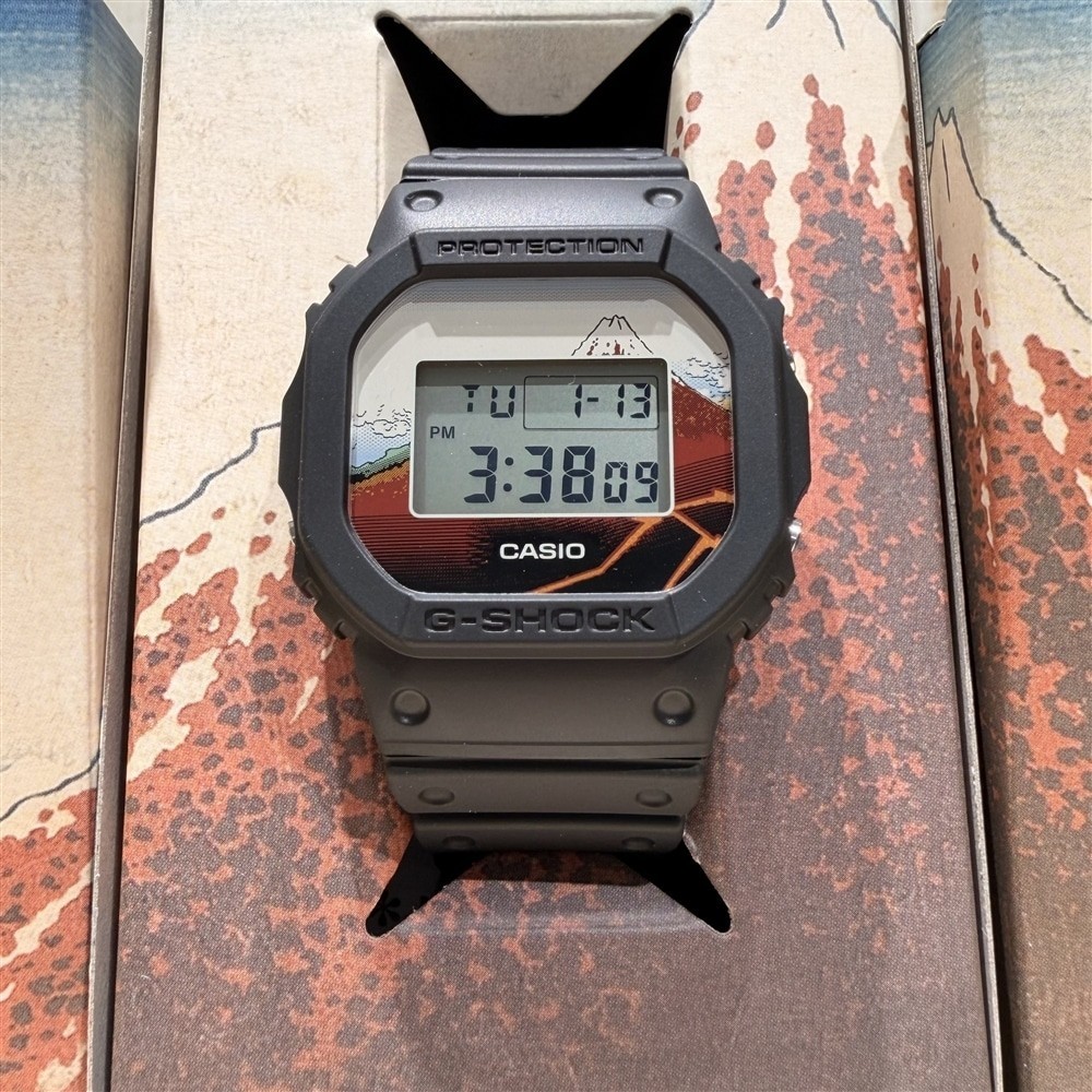 CASIO G-SHOCK DW-5600KHG24-1 Hokusai Katsushika Akafuji Mt Fuji Watch Boxed