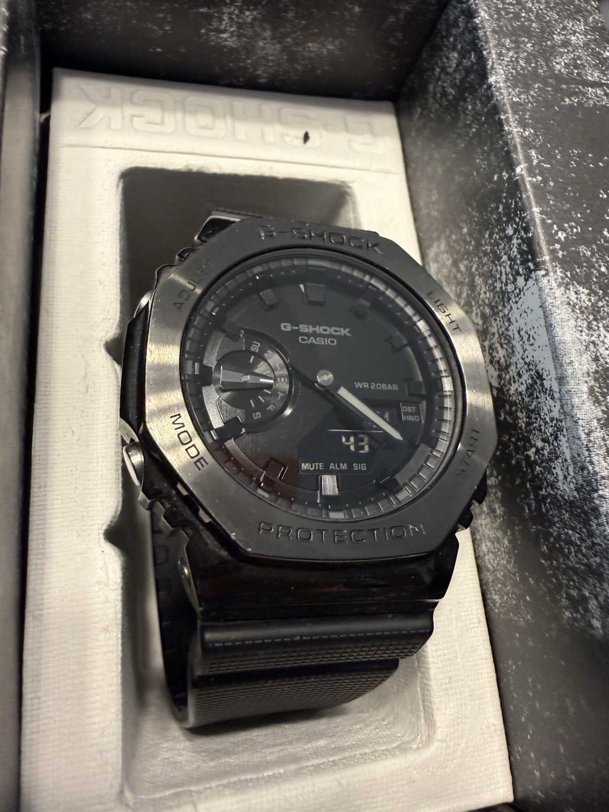 Casio G-SHOCK GM-2100BB-1A Men’s Black Analog/Digital Resin 200m Box Manual
