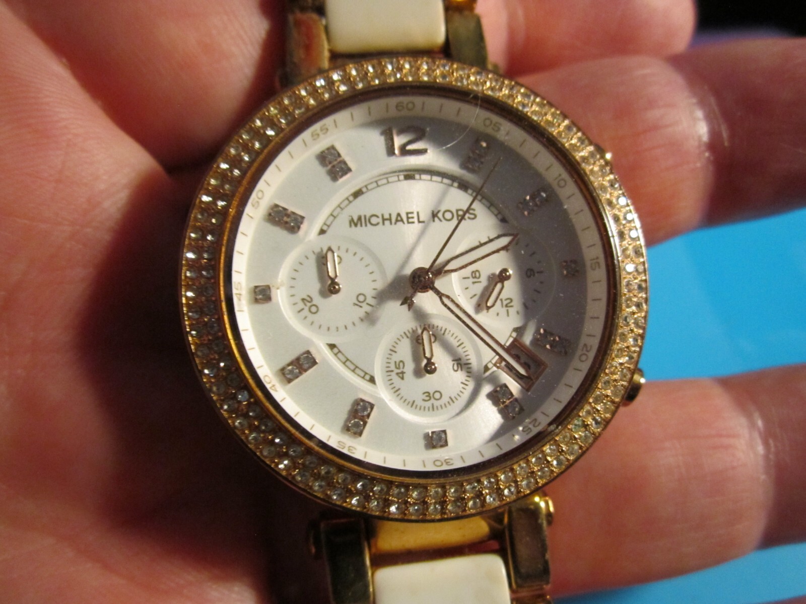 LADIES’ MICHAEL KORS WATCH MK-5774 RUNS GREAT ROSE GOLD TONE 6 1/2″ – GW-22B