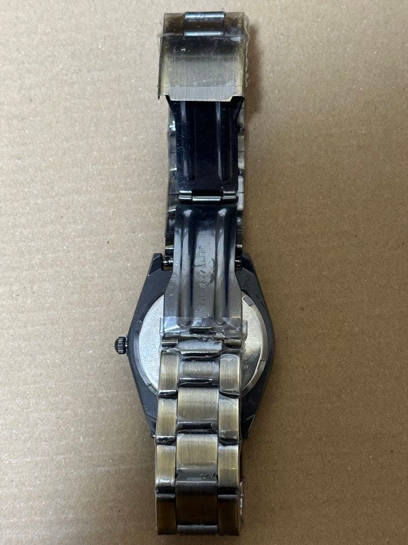 One Piece Gold Watch Battery Dead Leather Strap Collectible