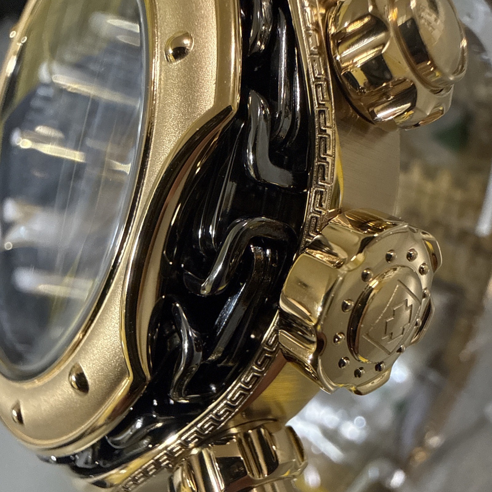 Invicta Bolt Colossus 51 mm, Titanium & Gold Tone, Quartz $699 msrp $409 online
