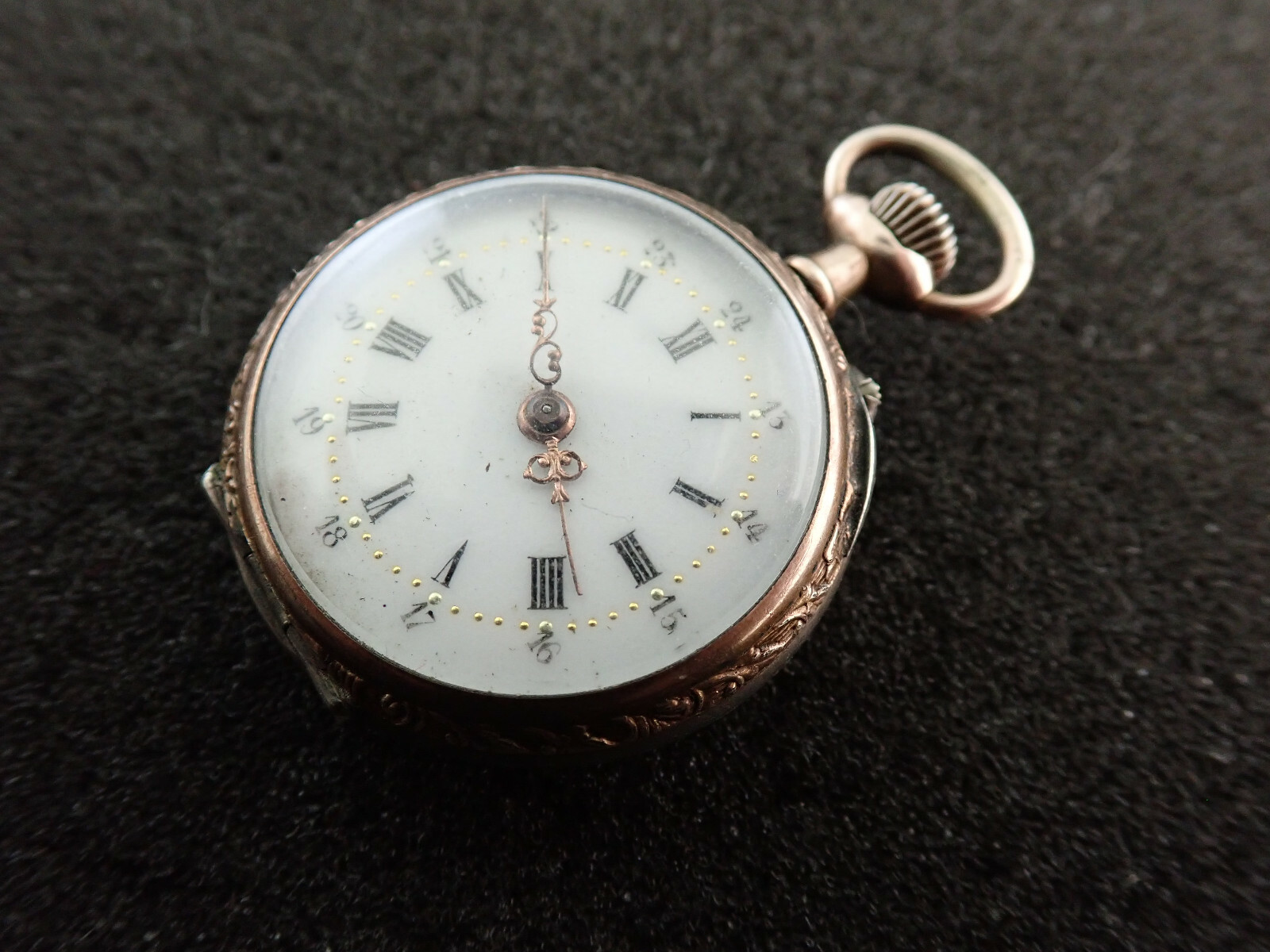 VINTAGE 25.6MM SWISS OPEN FACE POCKET WATCH – RUNNING