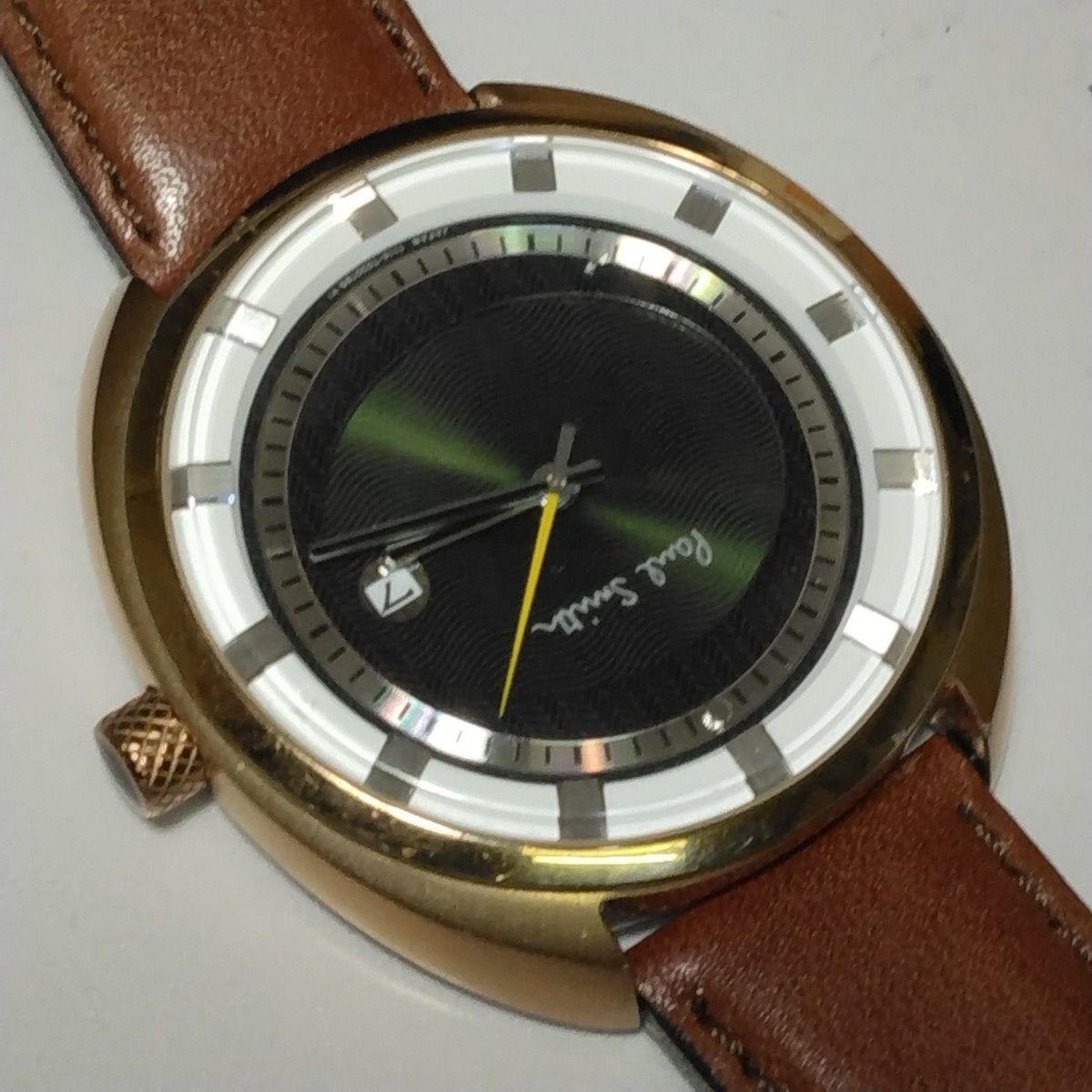 CITIZEN S086124 Quartz (Battery) Stainless Steel White