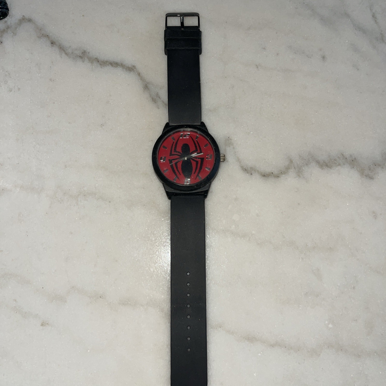 MARVEL Ultimate Spider-Man Analog Watch Matte Black Rubber Silicone Accutime Red