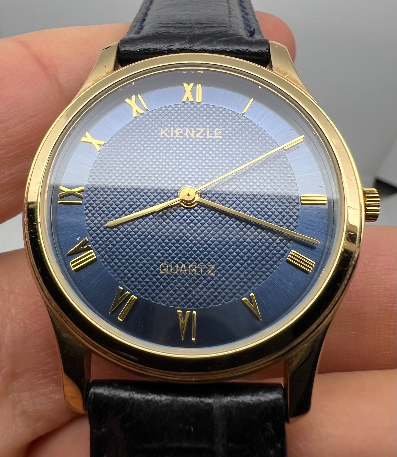 VINTAGE KIENZLE QUARTZ MENS WATCH GERMANY BLUE DIAL ULTRA THIN GOLD PLATED