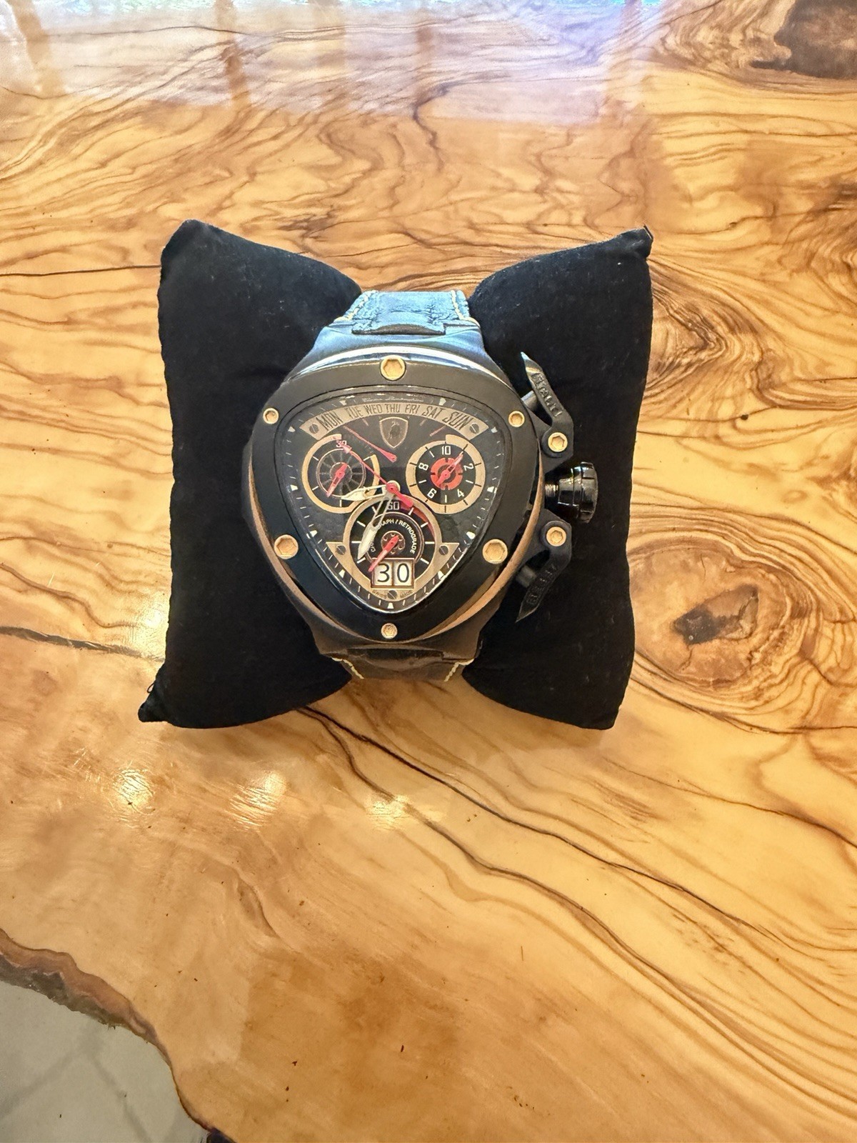 Tonino Lamborghini Spyder Quartz Chronograph Day/Date Black Dial Leather 100m