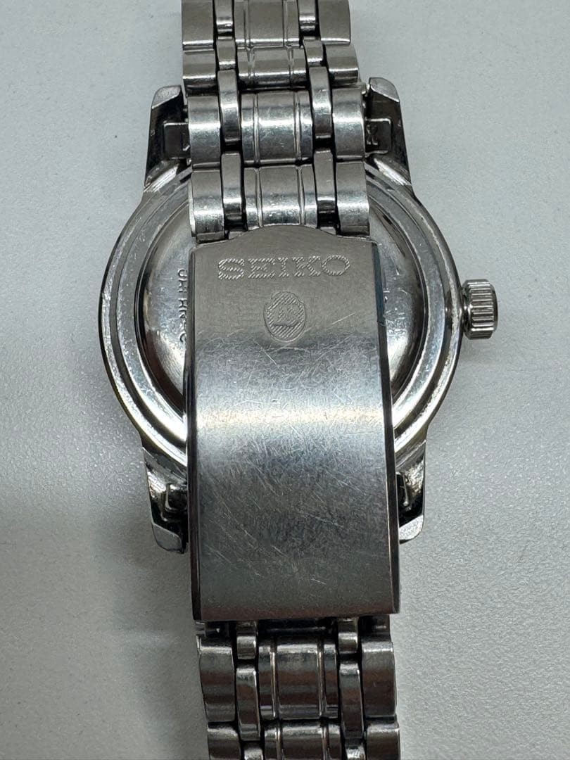 SEIKO Vintage Ladies Hand-Winding Watch, Working Condition! 17jewels