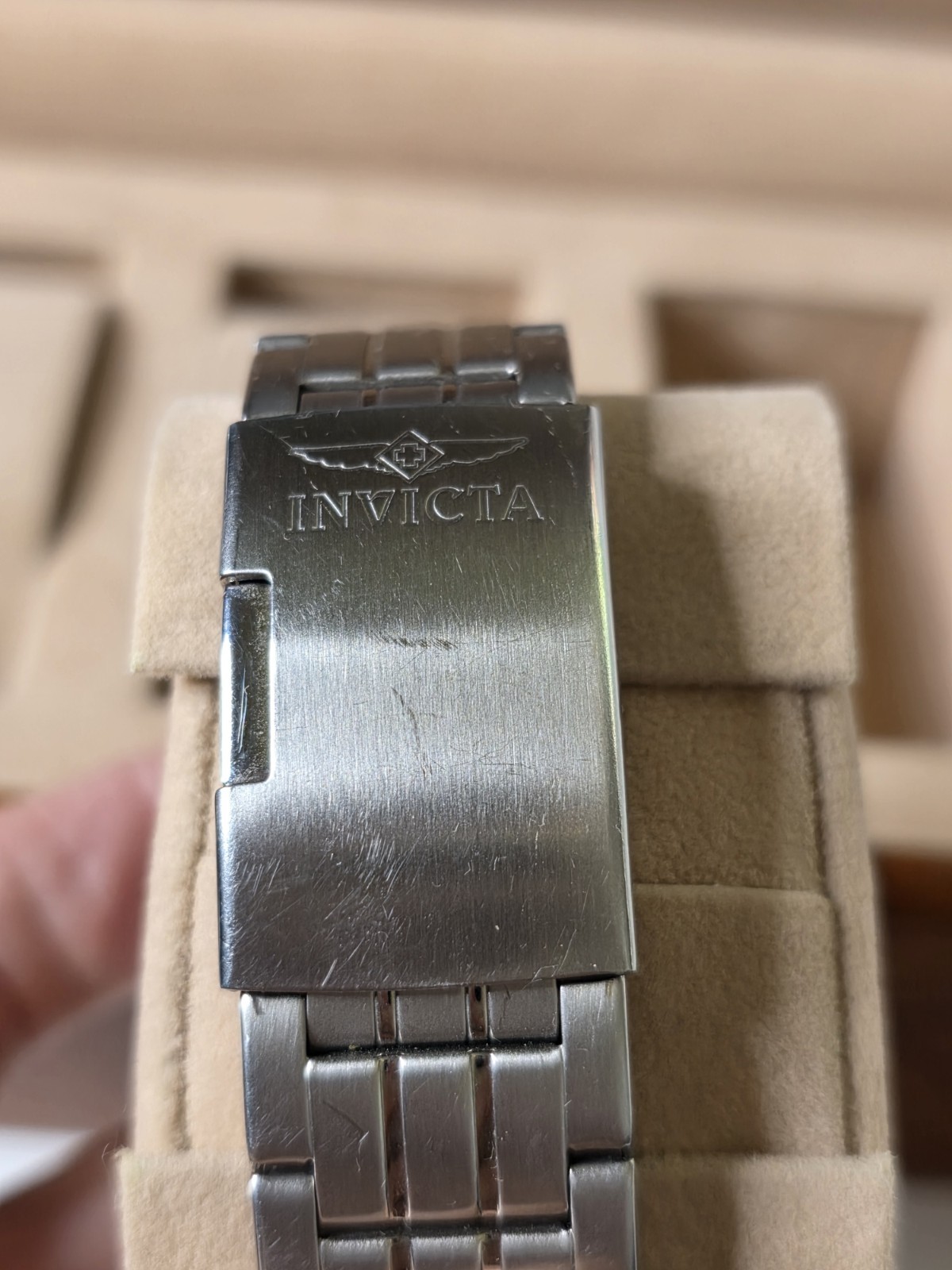 Invicta Specialty Rowan Men’s Watch – 40mm, Steel, Red Dial Preowned