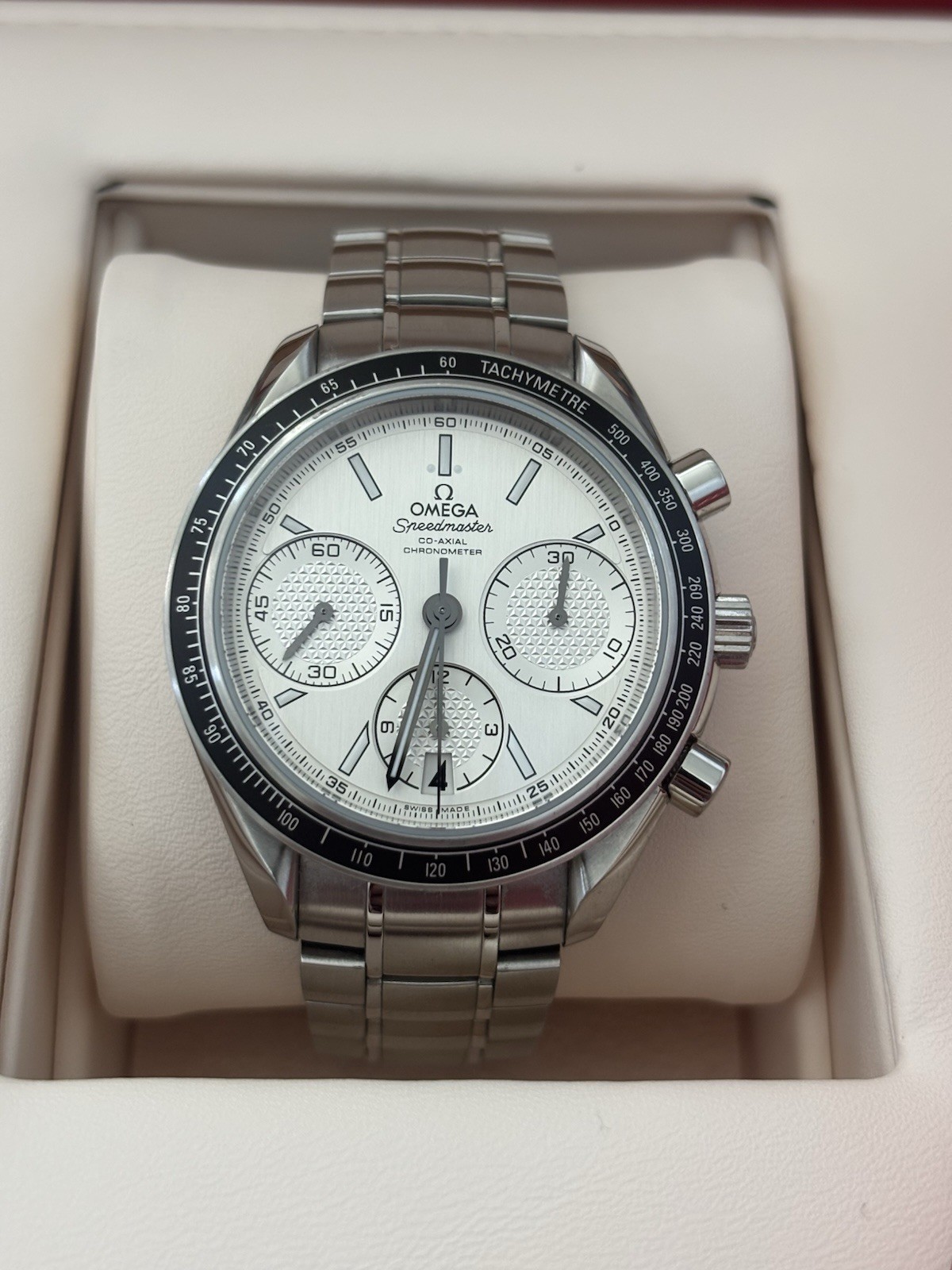 Omega Speedmaster Racing 326.30.40.50.02.001 Silver Dial 40M Full Set