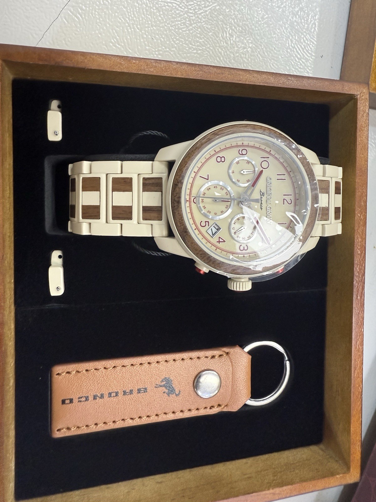 BRAND NEW ORIGINAL GRAIN FORD BRONCO BARREL CHRONO 45MM MENS WATCH LIMITED ETD
