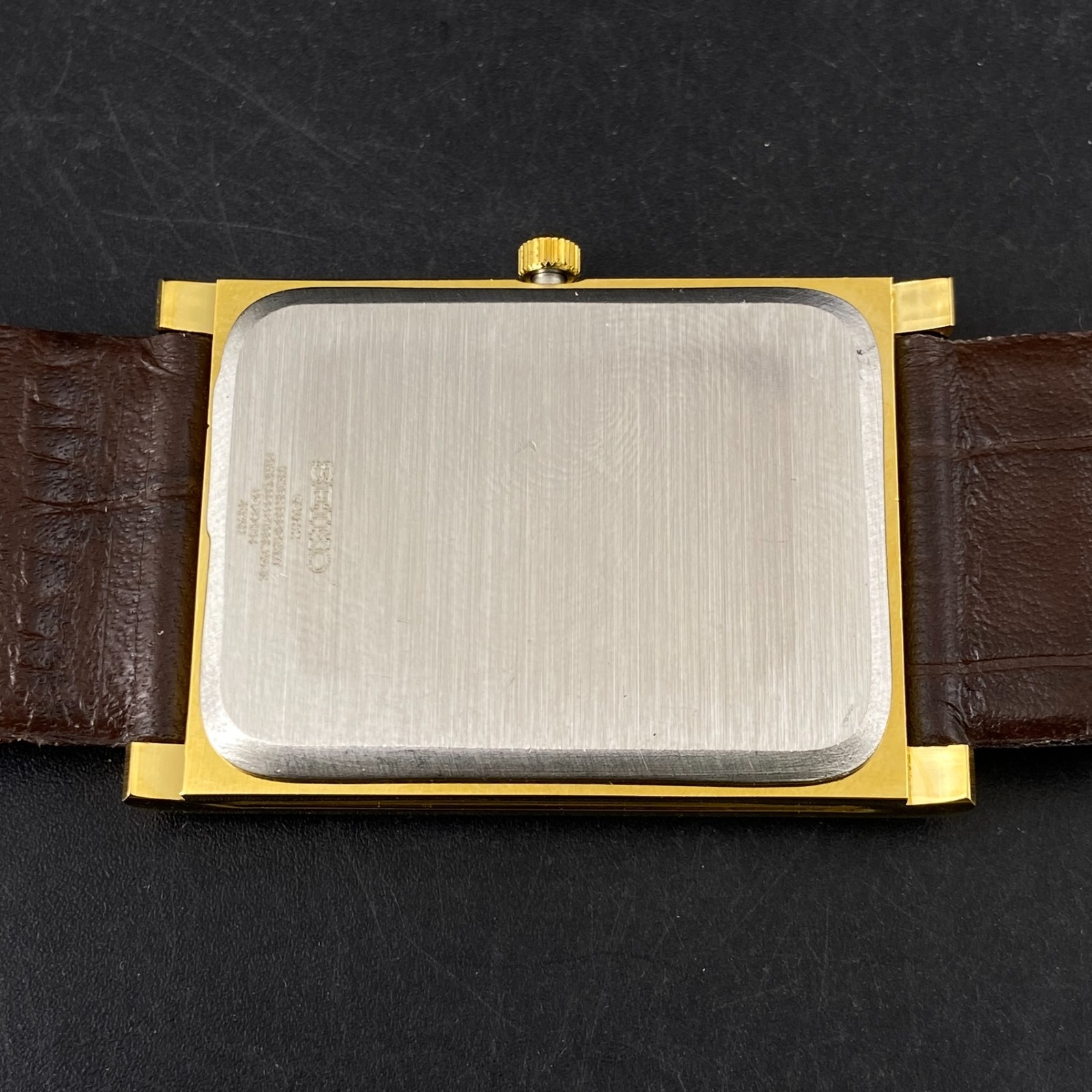 Vintage Seiko Slim Quartz White Gold Face Japanese 26MM Case Men’s Watch A19