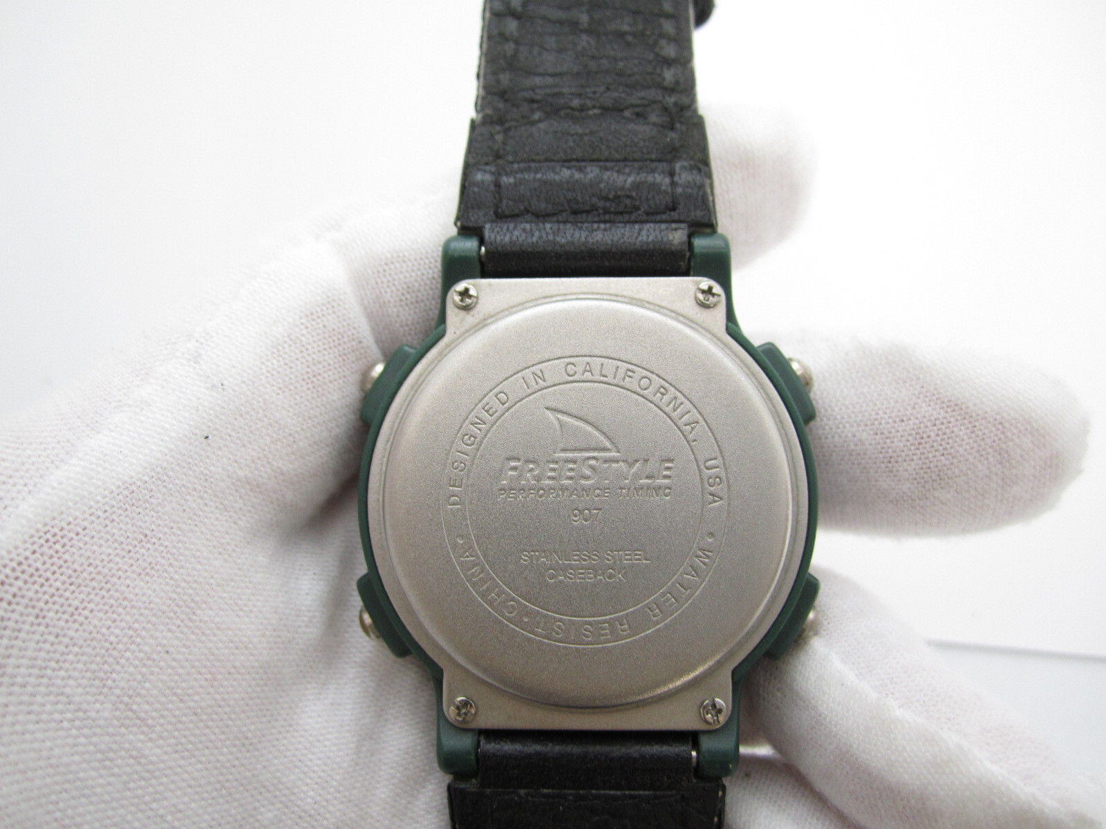 Men’s Freestyle LL Bean Quartz WR Digital Compass Outdoor Round Watch (G154)
