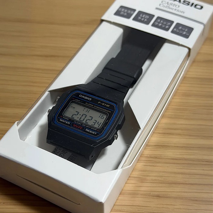 Casio F‑91W Digital Watch 1JH 2AJH 9AJH Japanese Edition Resin Band Alarm Water