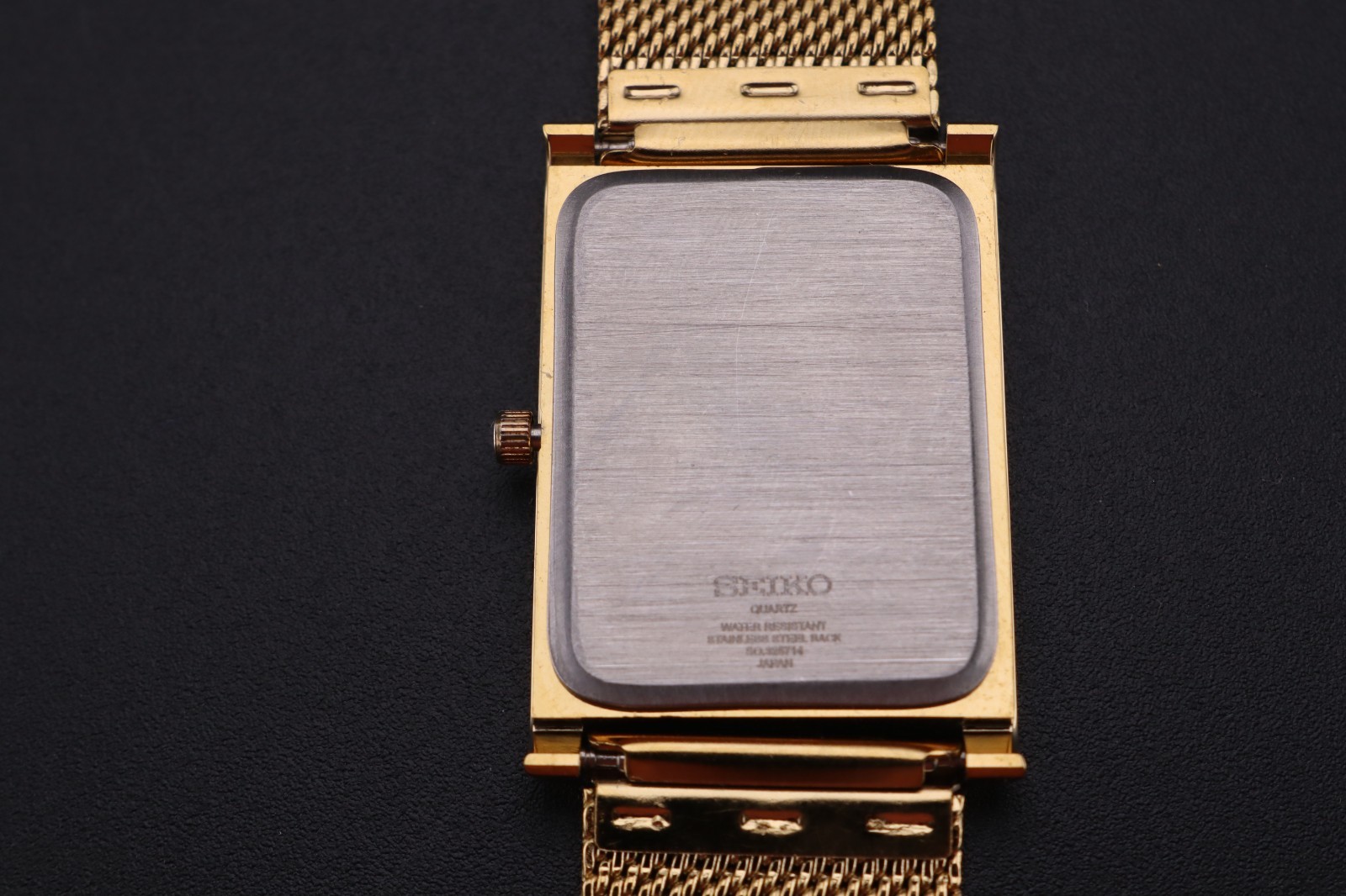 Vintage Seiko Slim GREEN GOLD Quartz Men’s Wrist Watch – ( FREE SHIPPING )