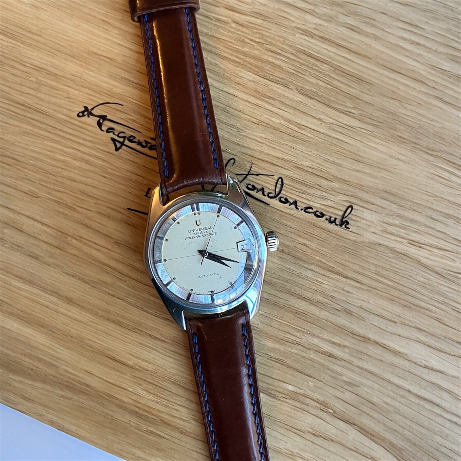 Universal Geneve Polerouter Auto Date ST 35mm case Cream Index dial Strap 1960