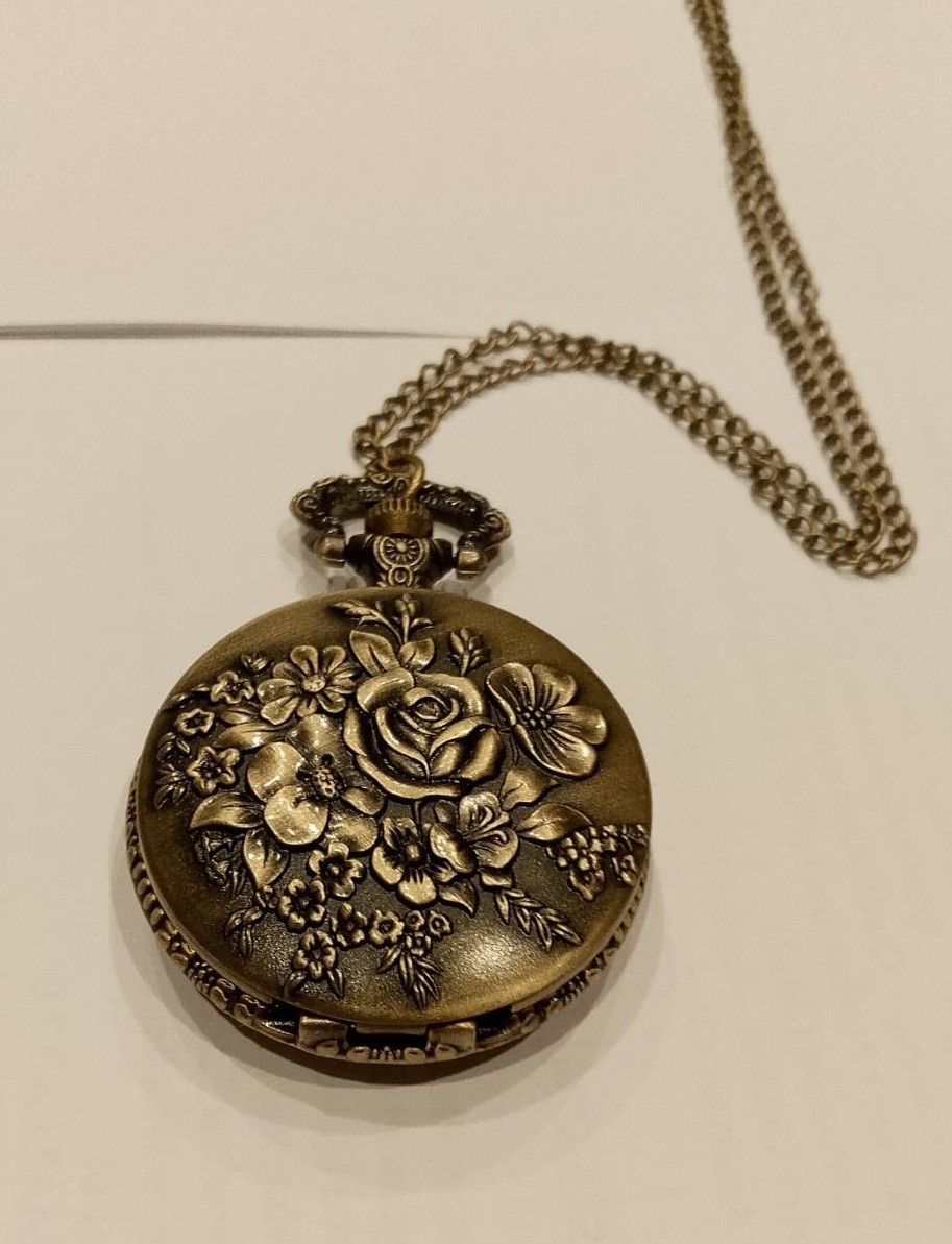 Used Bronze Floral Pocket Watch Necklace Retro Quartz Pendant 48cm Chain