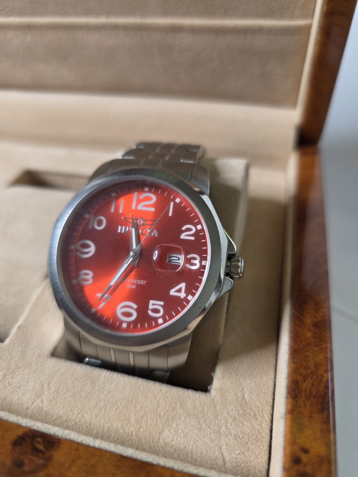 Invicta Specialty Rowan Men’s Watch – 40mm, Steel, Red Dial Preowned