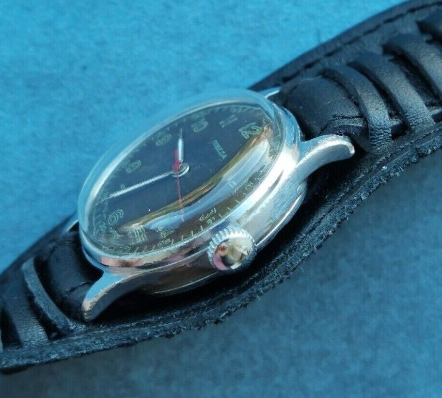 Very Rare Soviet Watch POBEDA Screwback Case m.1MChZ 15 jew.SERVICED USSR 1954