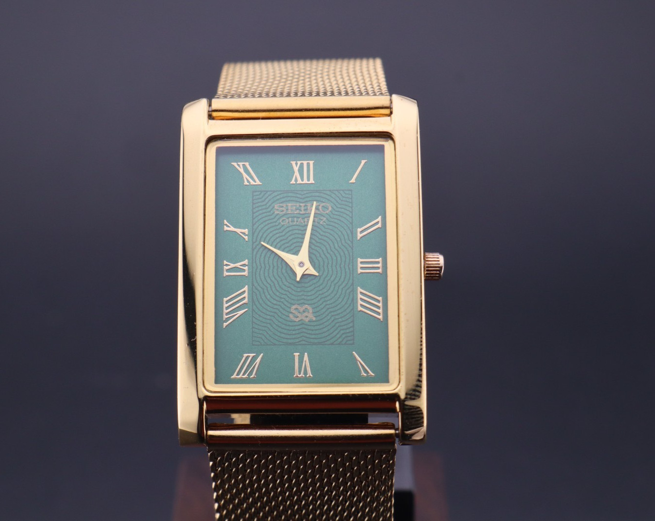 Vintage Seiko Slim GREEN GOLD Quartz Men’s Wrist Watch – ( FREE SHIPPING )