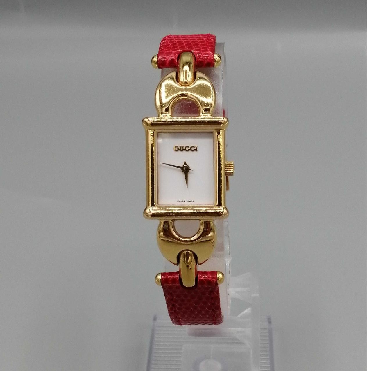 Quartz Model Number 1800L One Belt Missing GUCCI