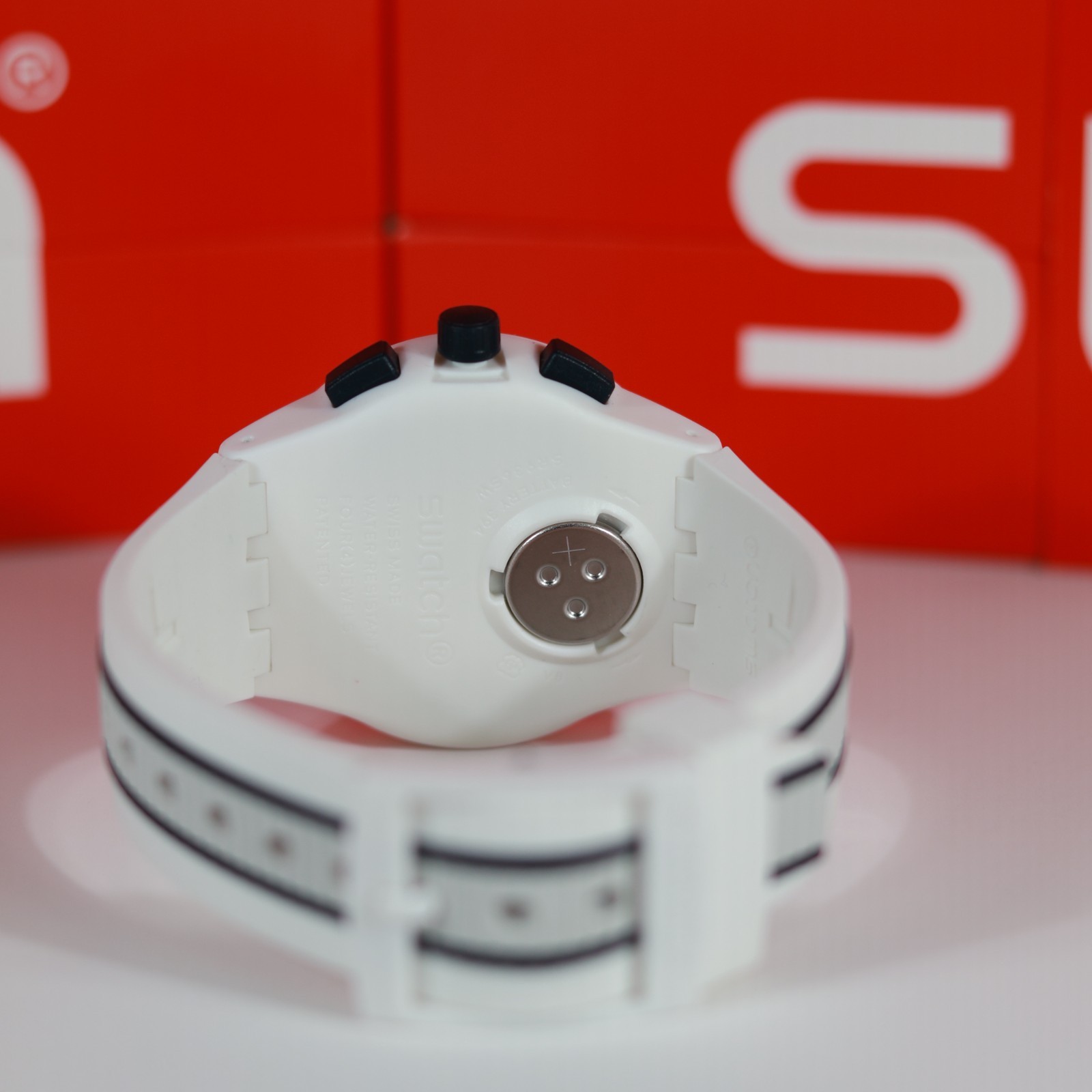 New Limited Swiss Swatch ESCALATOR Chrono Matte White Silicone Date 42mm SUSW408