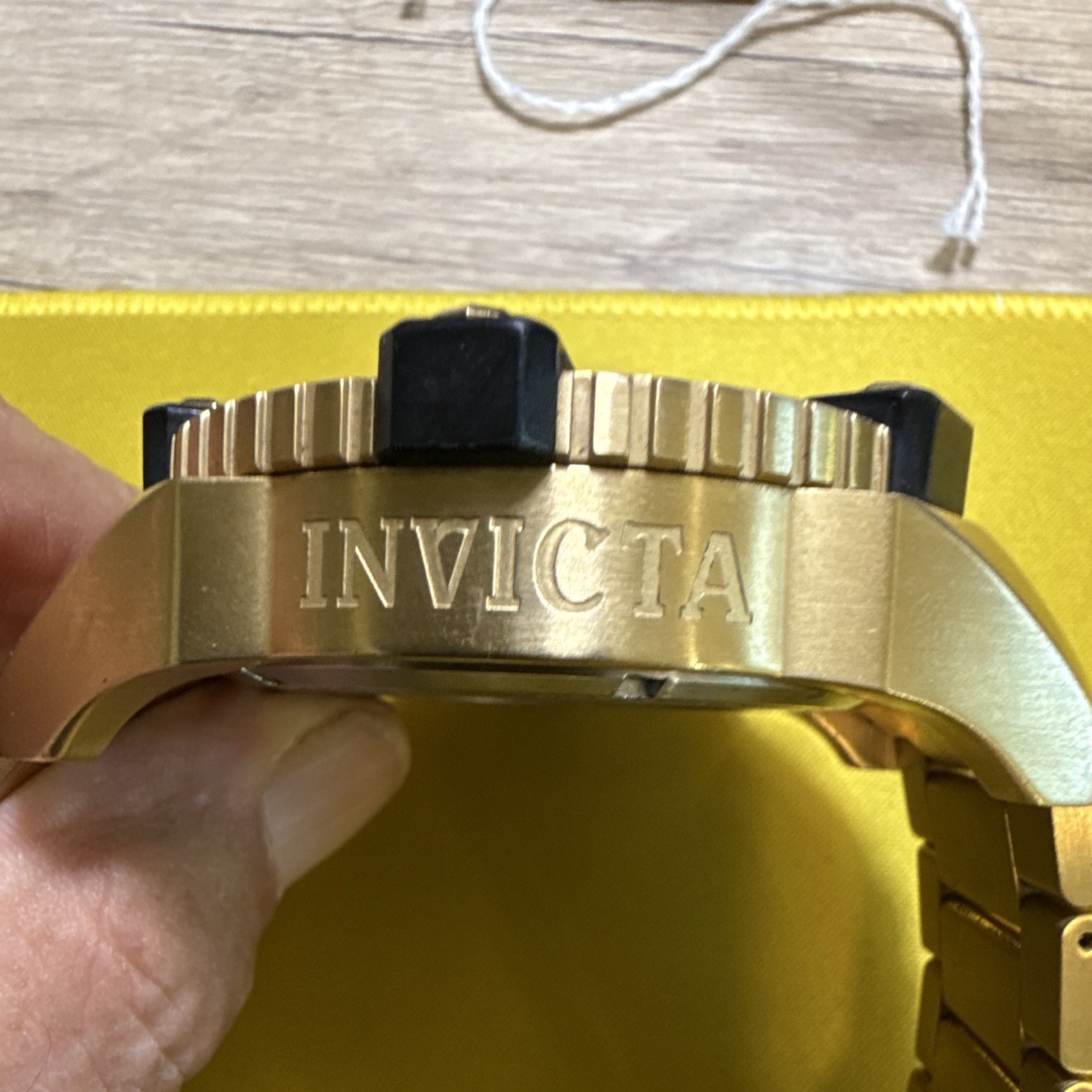 Invicta Reserve Arsenal /Octane Quartz Chrono Date Watch Black/Gold Dial (0340).