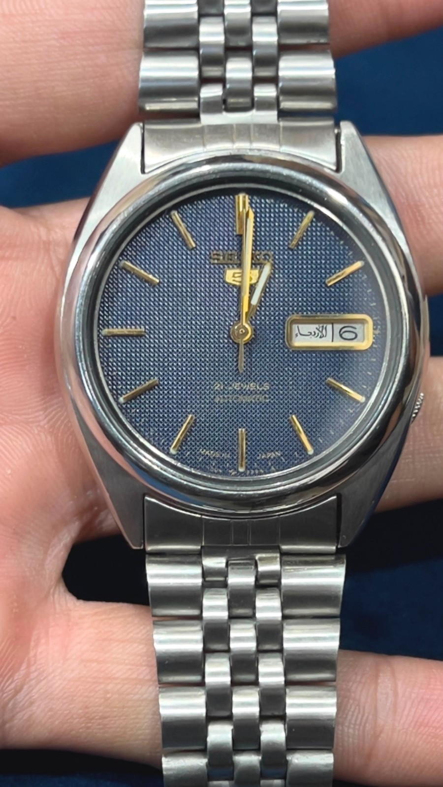 Seiko 5 7009 Automatic Blue Textured Dial Arabic Day Date Men’s Watch