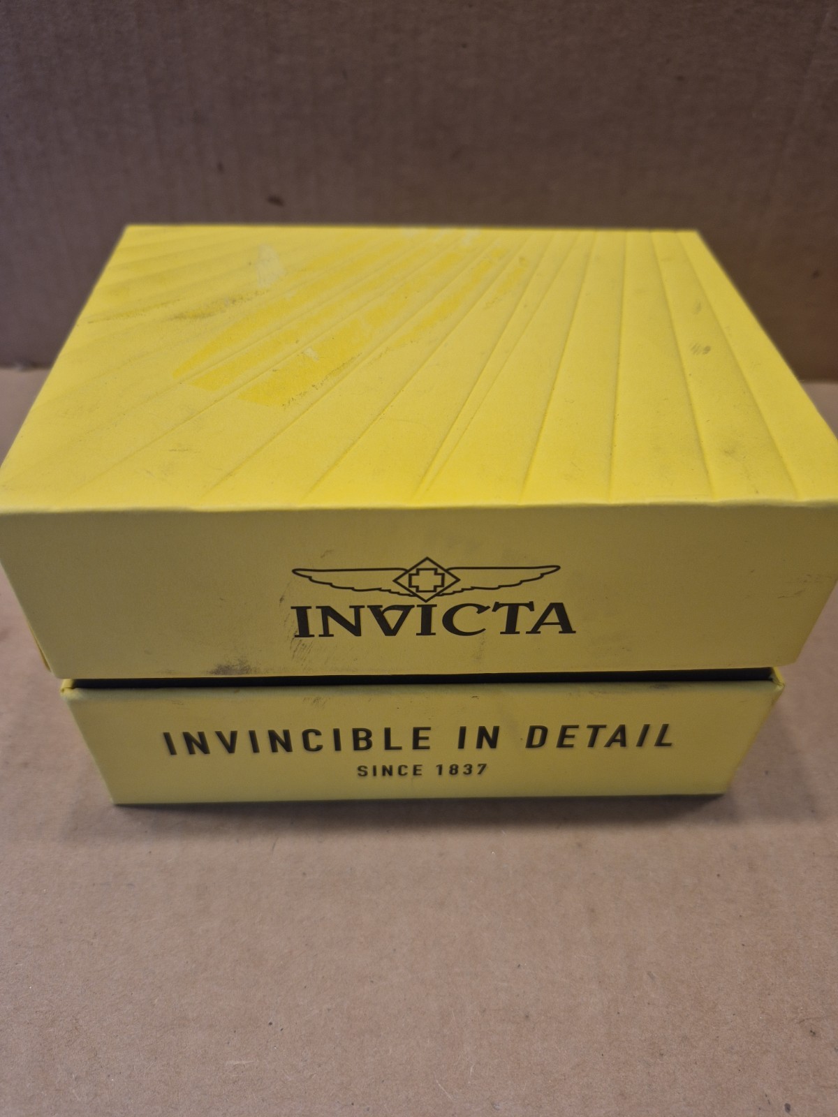 Invicta Men’s 44704 Pro Diver Chronograph Carbon Fiber Dial & Bezel 100M
