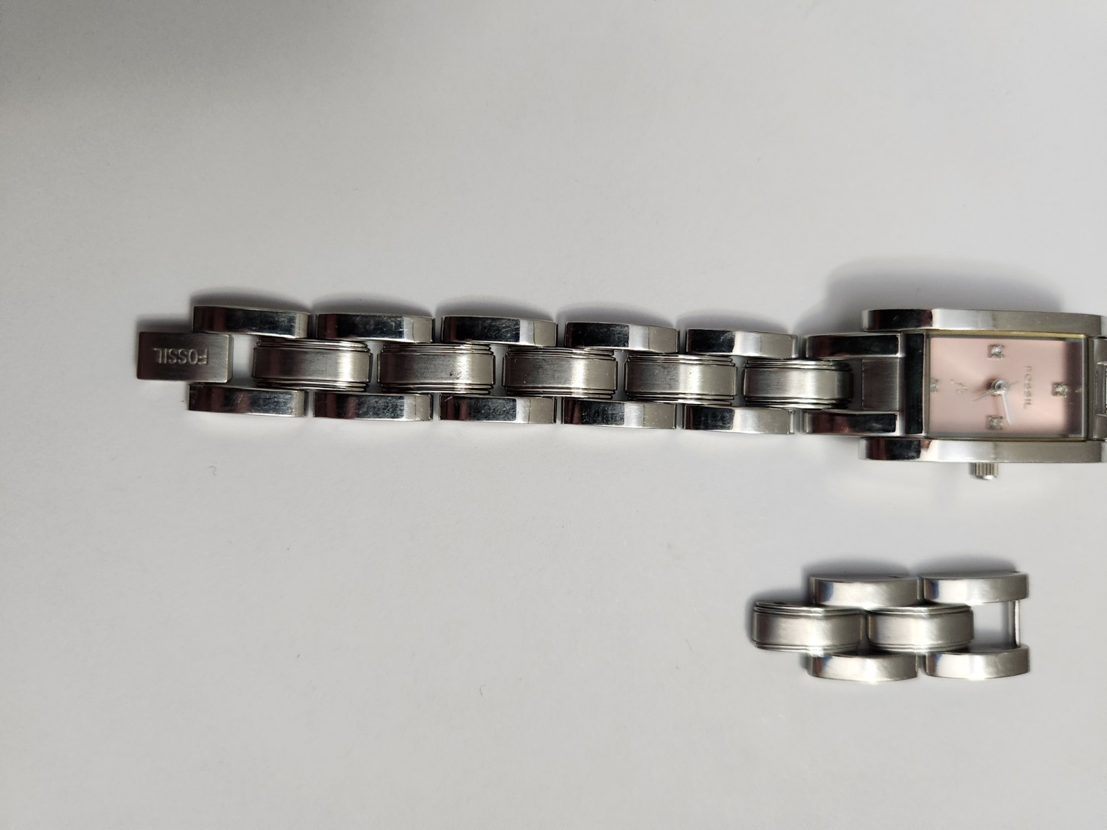 Fossil ES-9900 Watch. New Battery