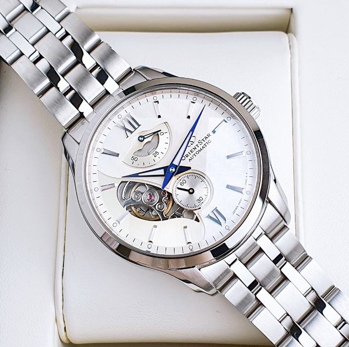 Orient Star Automatic RK-AV0B01S Silver Dial Men’s Watch Power Reserve