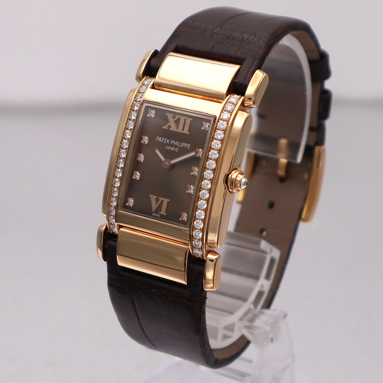 Patek Philippe Twenty-4 18K Rose Gold Diamond Chocolate Dial Ladies Watch 4920R