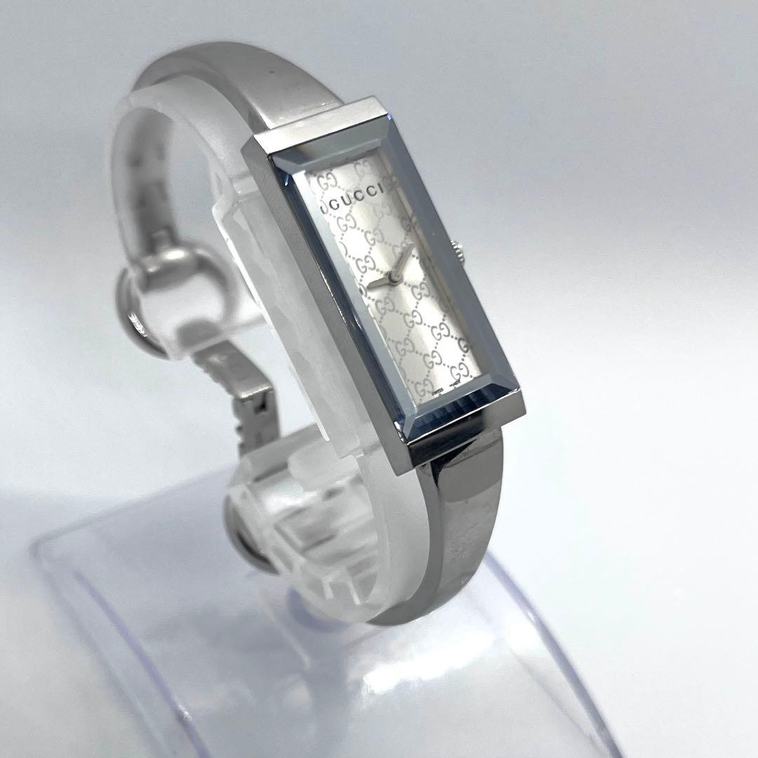 GUCCI G-Frame 127.5 Bangle Quartz Watch Used