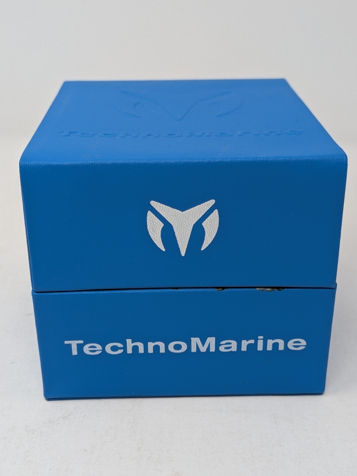 TechnoMarine Manta Ray TM-219042 Gold Black Silicone 38mm Watch Box Tag