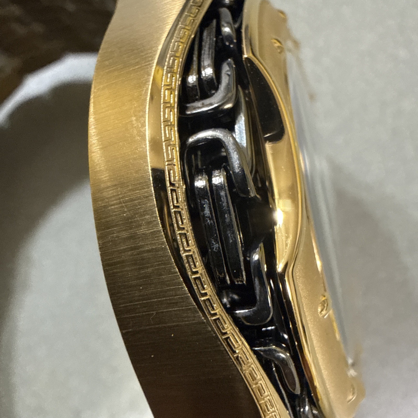 Invicta Bolt Colossus 51 mm, Titanium & Gold Tone, Quartz $699 msrp $409 online