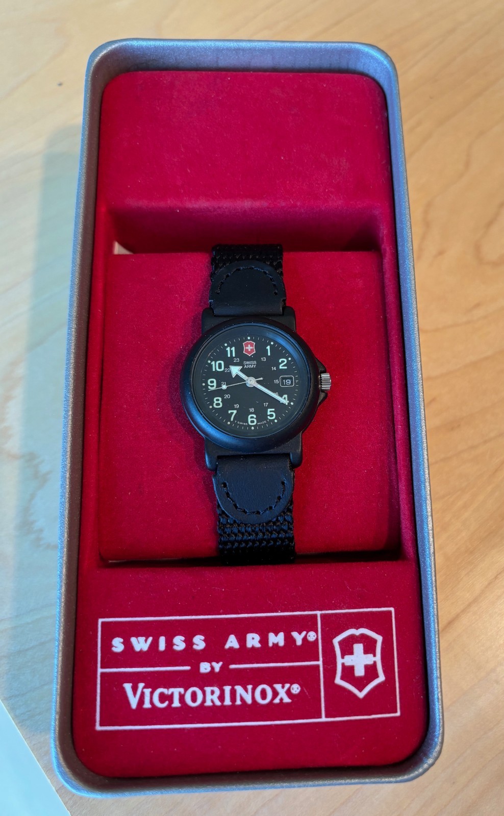 Swiss Army Renegade Victorinox womens watch – small – new in box