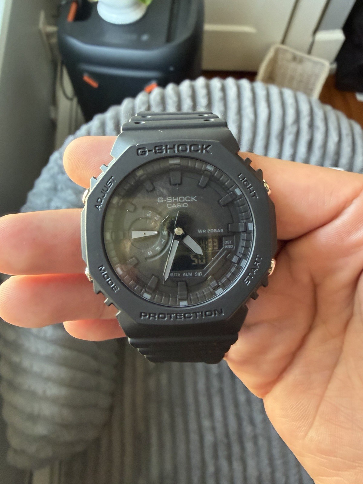 Casio G-SHOCK Men’s Analog/Digital 200m Shock-Resistant Black Resin Watch