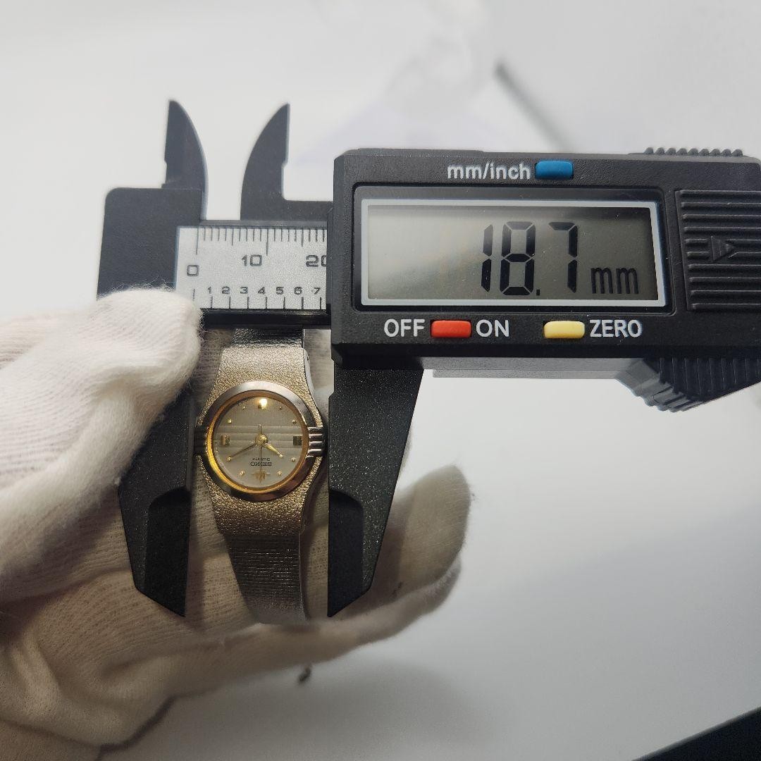 Seiko Galaxy Antique Bangle Watch (Working) – New Battery, Gold