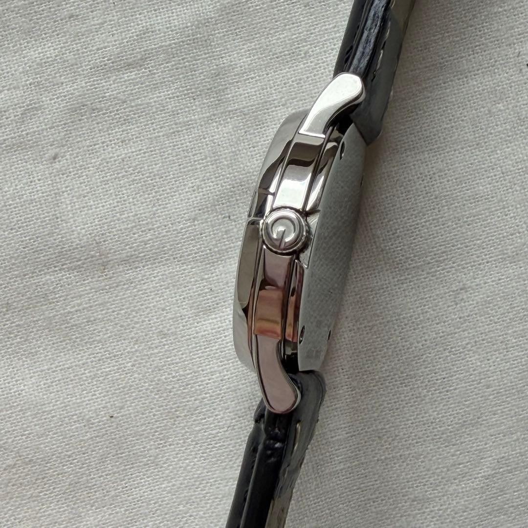 Gucci 101L Ladies Black Quartz Wristwatch Japan Polished 071659