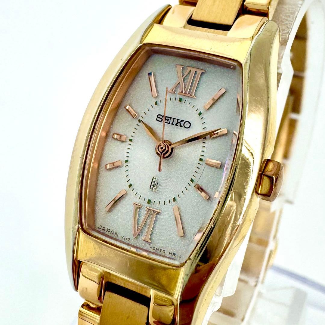 29 [Working Condition] SEIKO LK Lukia Solar Gold Tonneau-shaped Wristwatch