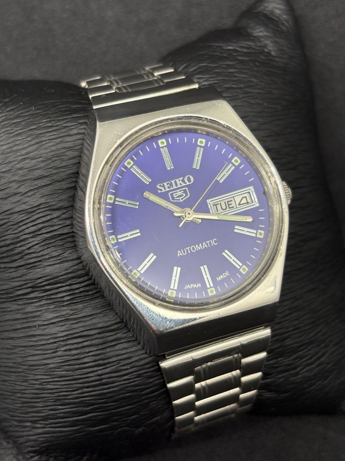 Vintage Seiko 5 Automatic Day/Date Japanese Men’s Wrist Watch