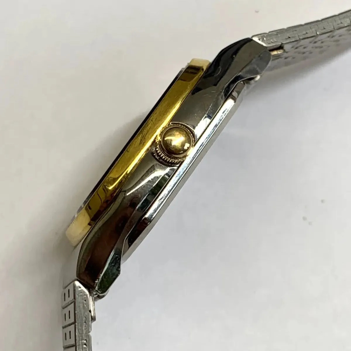 Used Citizen 8960 R7-2615