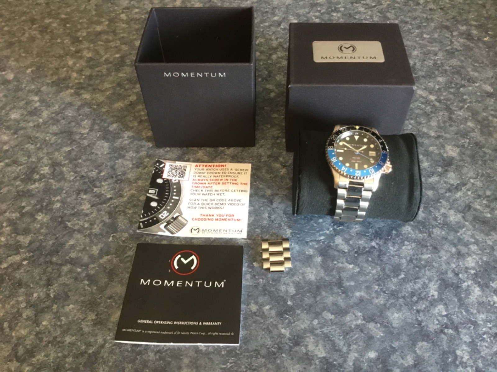 Momentum M20 GMT – Stainless Steel Dive Watch – GMT Dual Time Zone Function