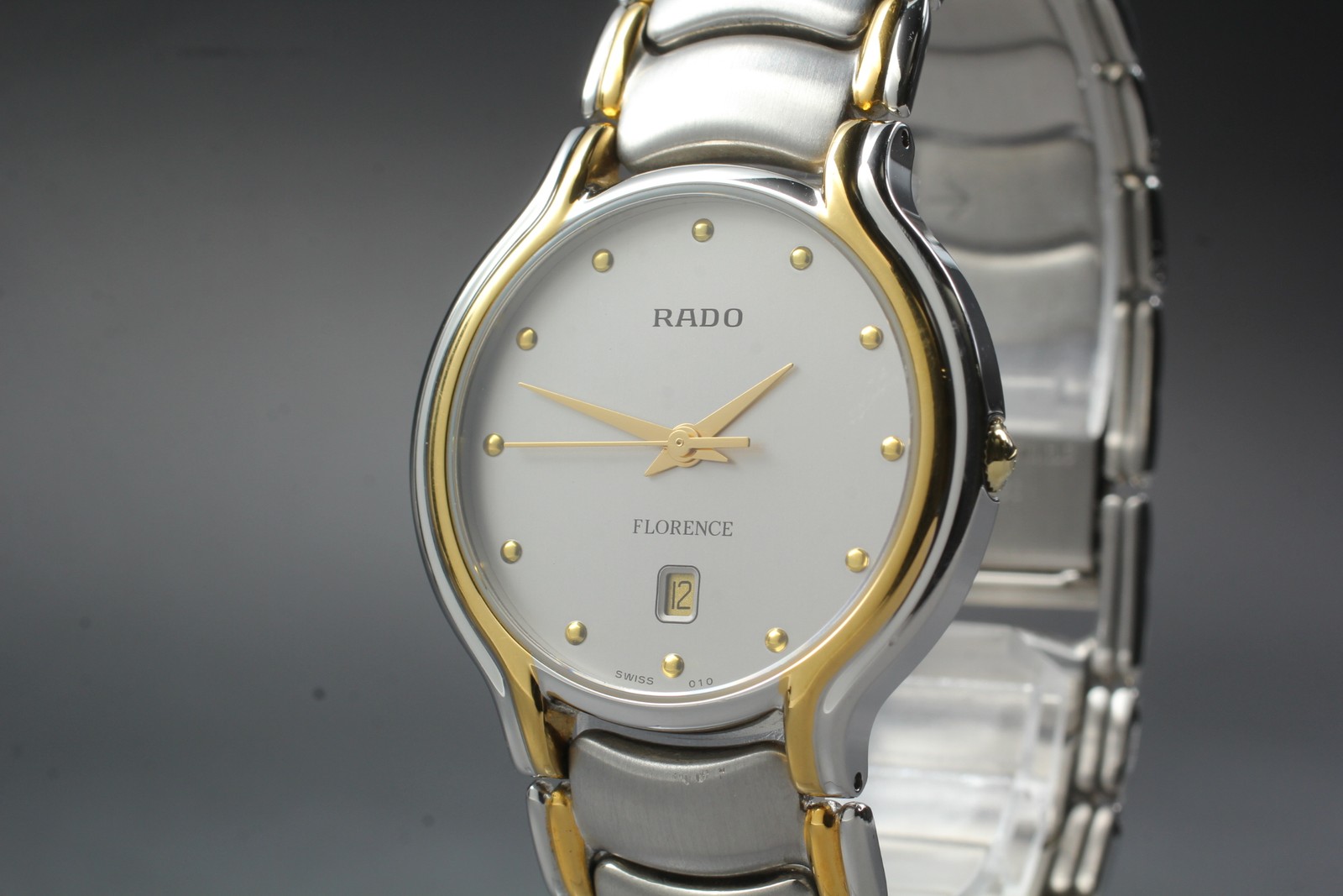 [Near MINT] Vintage RADO FLORENCE 129.3644.4 Silver Dial Date Qz Unisex Watch