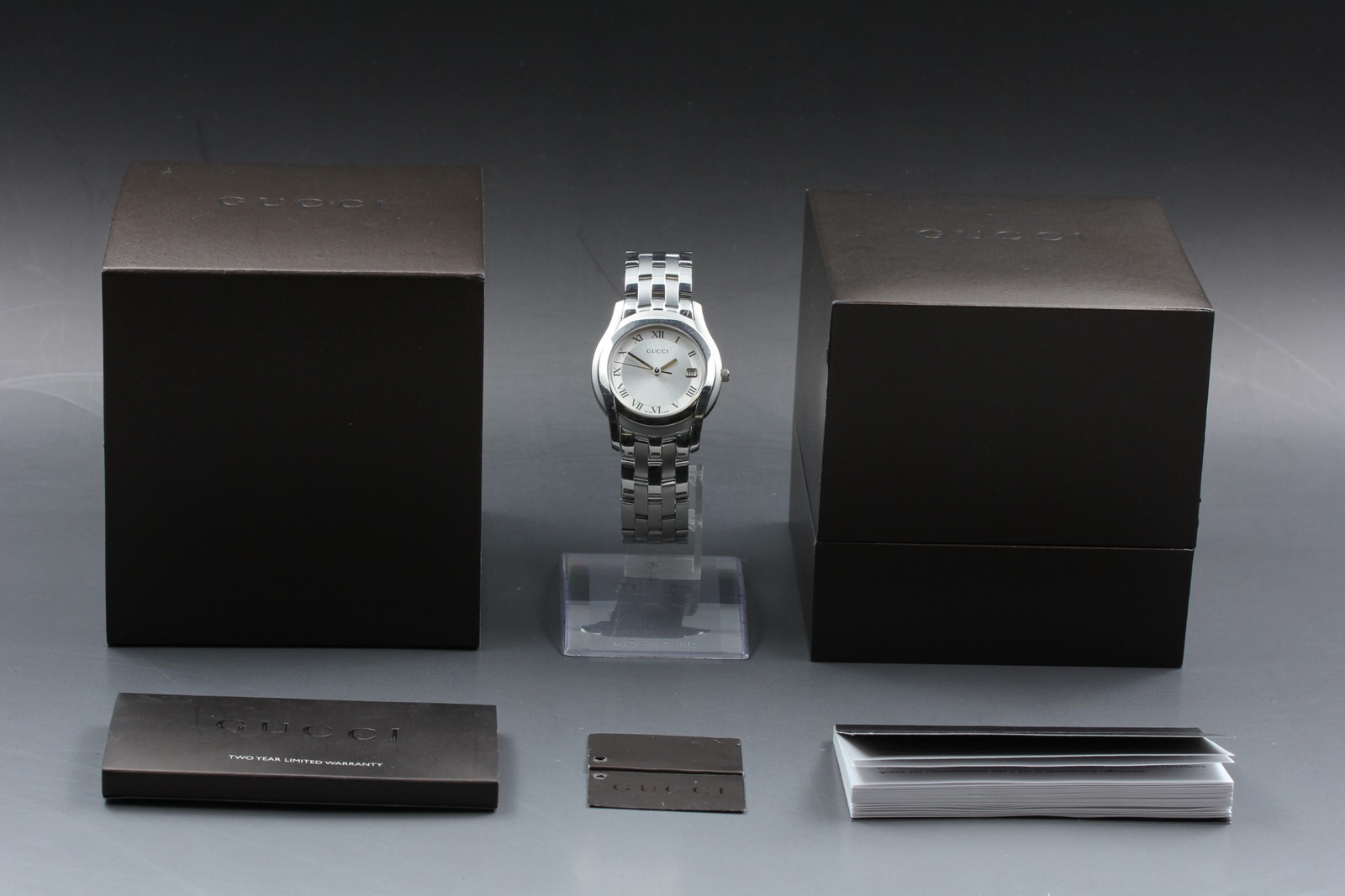 [Near MINT / Full Set Box] GUCCI 5500M Silver Dial 35mm Men’s Quartz Watch JAPAN