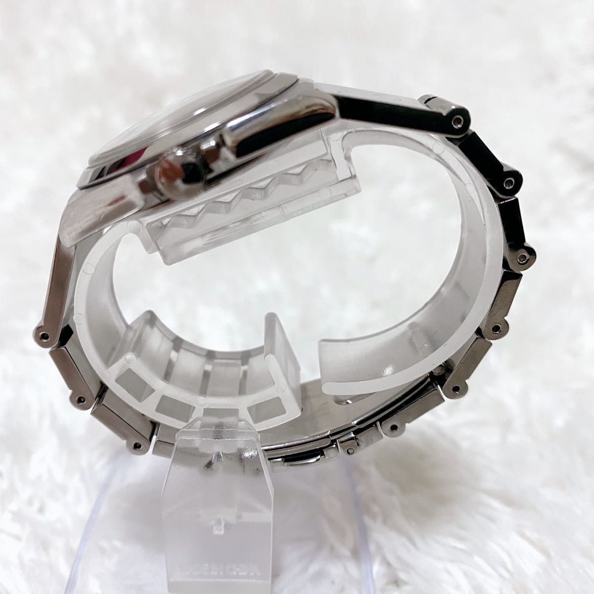 Paul Smith Closed Eyes Quartz Wristwatch Women Analog Pre-owned Authentic