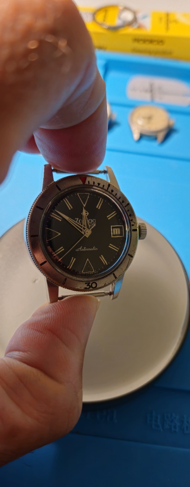 Zodiac Sea Wolf Automatic Diver 200m Black Dial Date Nylon Strap Rot Bezel