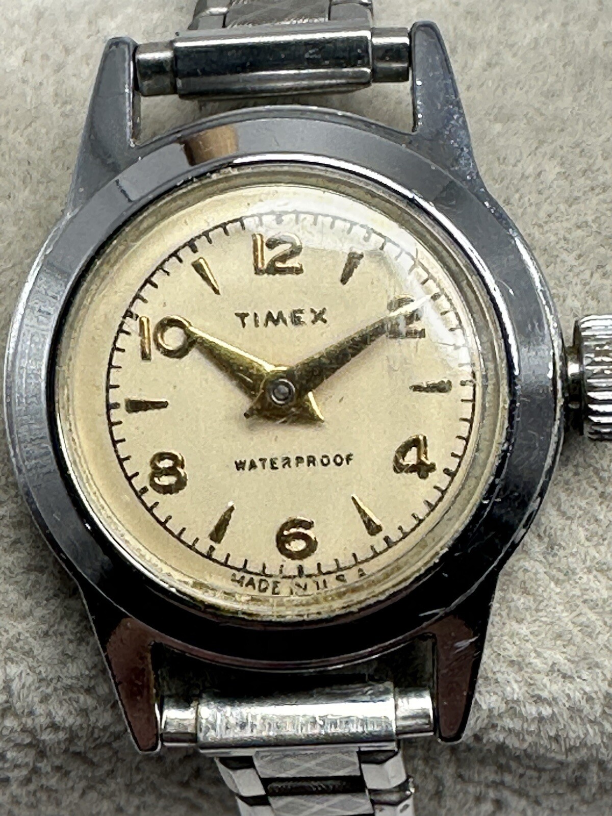 Timex Waterproof US Time 1956 Ladies Manual Wind Rare 26MM 6″ Stretch Band F1