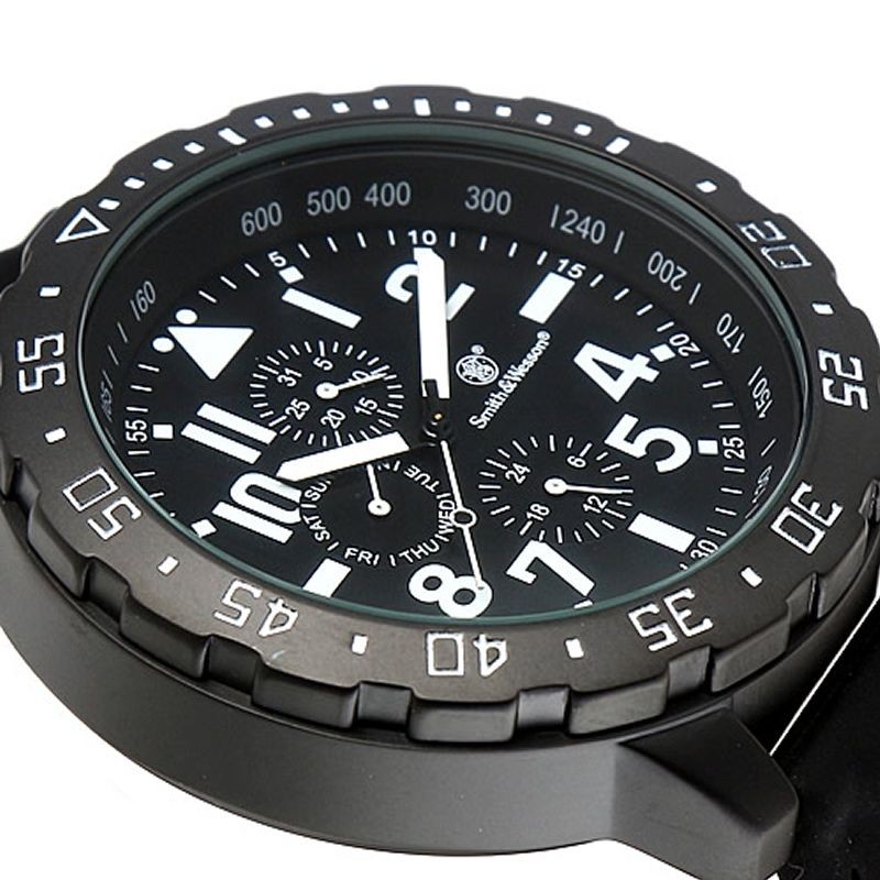 Smith Wesson CALIBRATOR WATCH Black x White